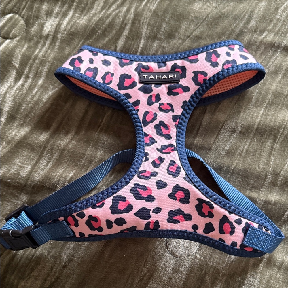 Tahari dog harness